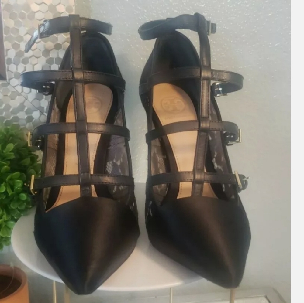 Tory Burch T-Strap pump.